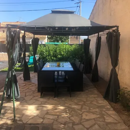 Piscine Chauffee Clim Wifi 13 Personnes Centre فالراس بلاج