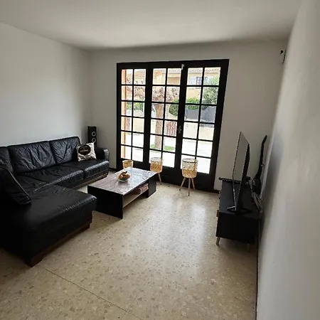 Nyaraló Piscine Chauffee Clim Wifi 13 Personnes Centre *