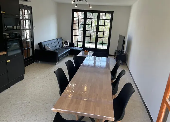 Ferienhaus Piscine Chauffee Clim Wifi 13 Personnes Centre